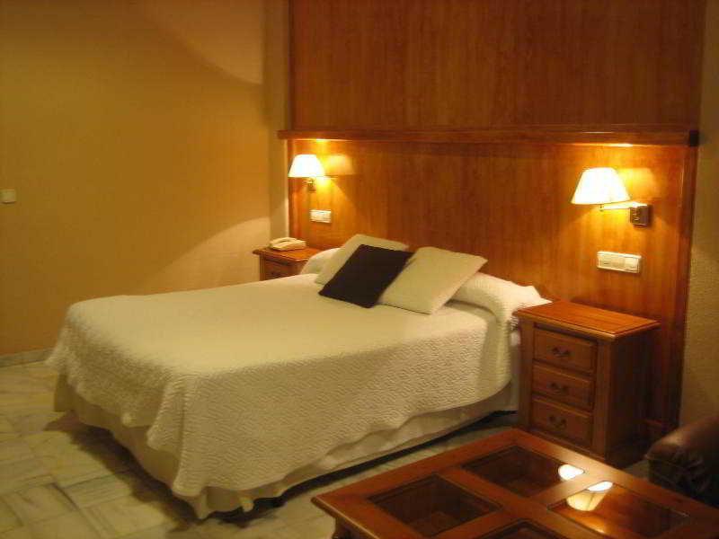 Hotel Paraiso Moraleda De Zafayona Esterno foto